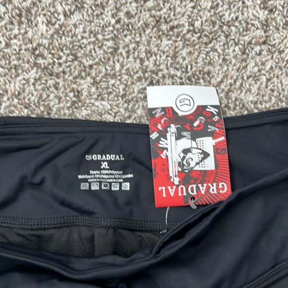 G Gradual Women's Running Shorts with Mesh Liner 3" - Picture 9 of 9